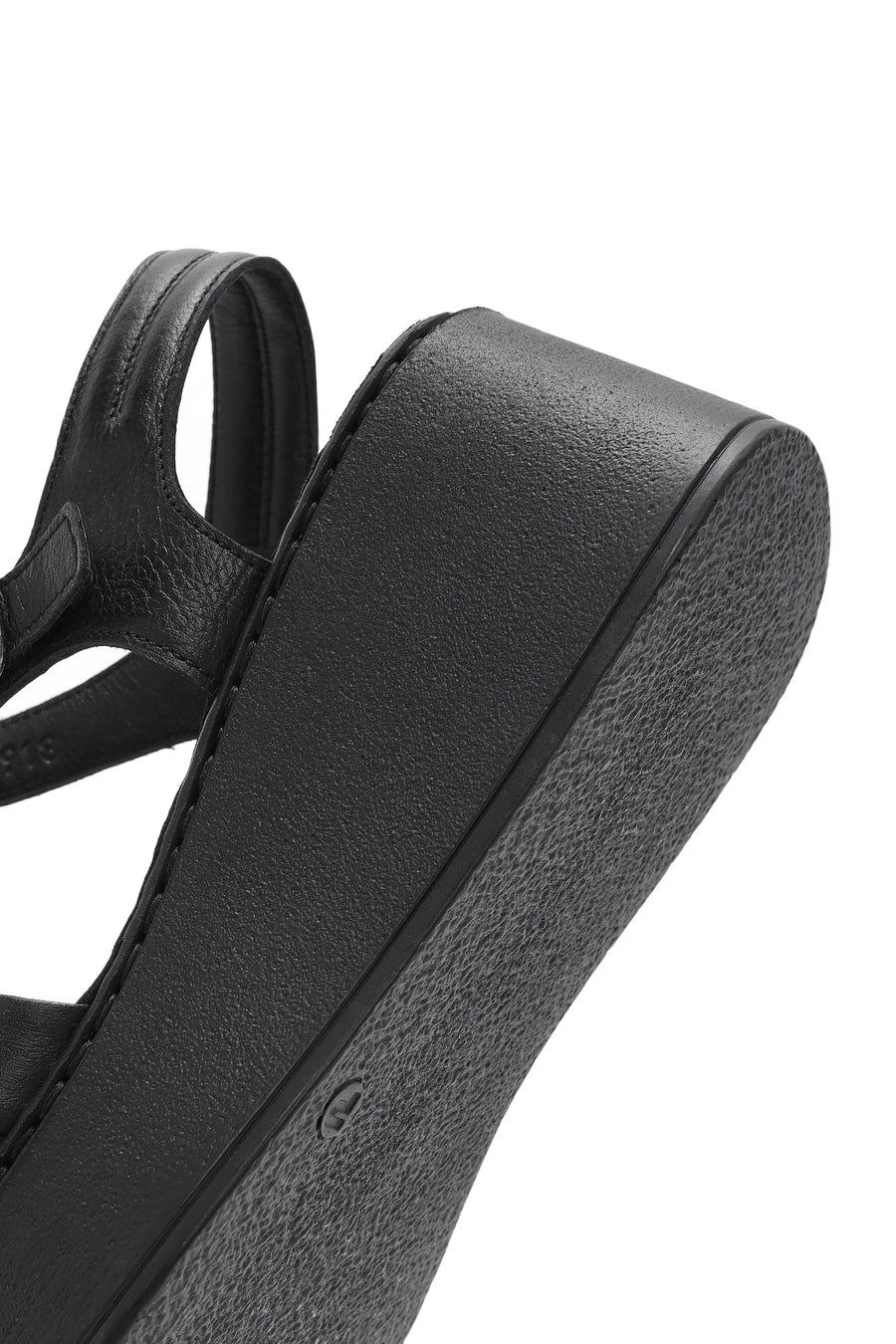 Kadın Siyah Kalın Tabanlı Deri Comfort Sandalet