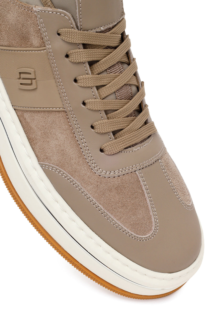 Erkek Bej Bağcıklı Kalın Tabanlı Deri Sneaker