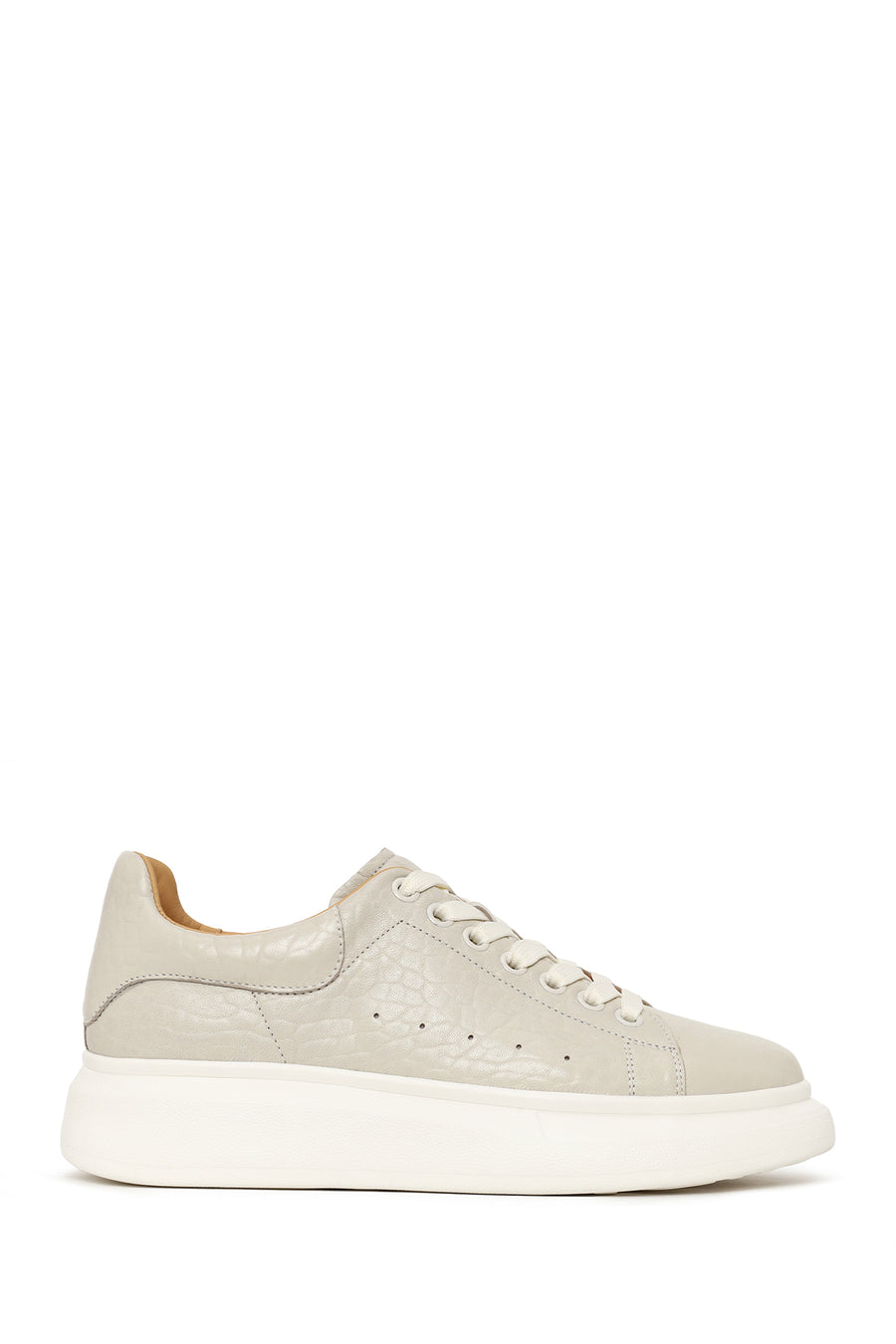 Erkek Beyaz Bağcıklı Kalın Tabanlı Desenli Deri Sneaker 26SFD6987FT | Derimod