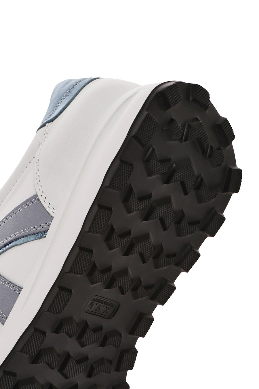 Kadın Beyaz Bağcıklı Deri Sneaker