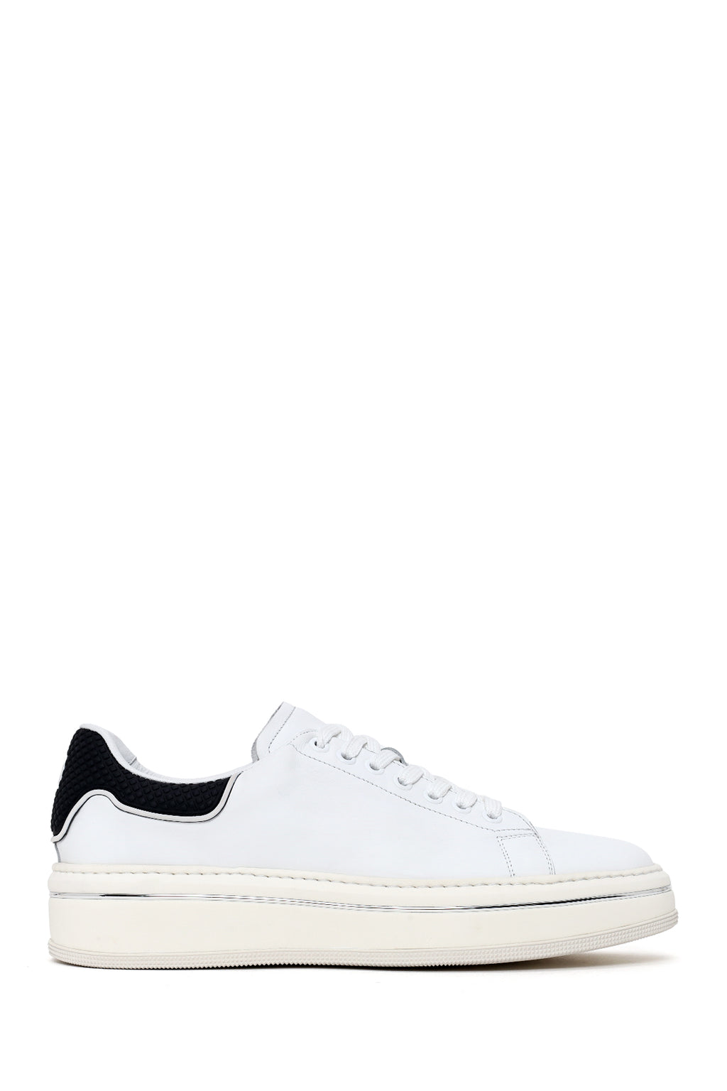 Erkek Beyaz Bağcıklı Kalın Tabanlı Deri Sneaker