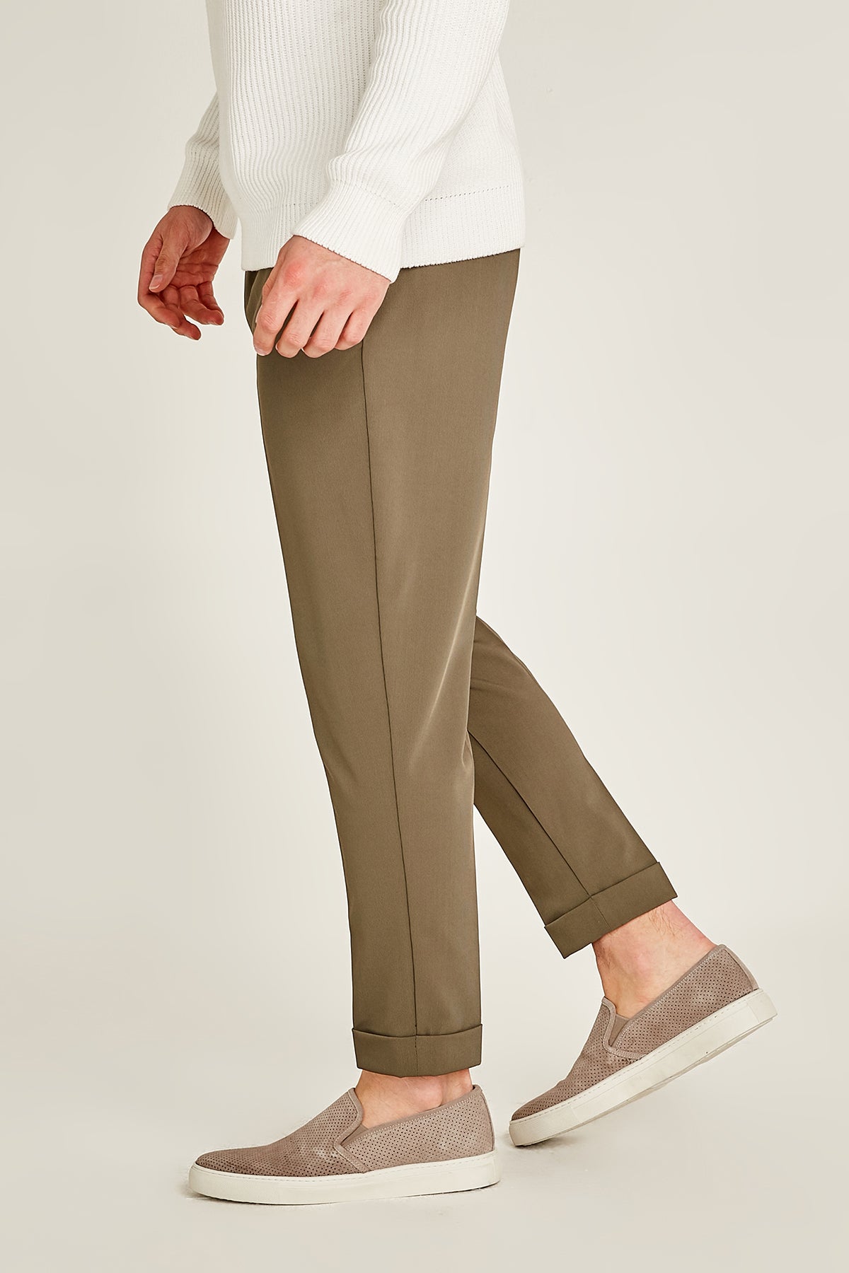 Taupe