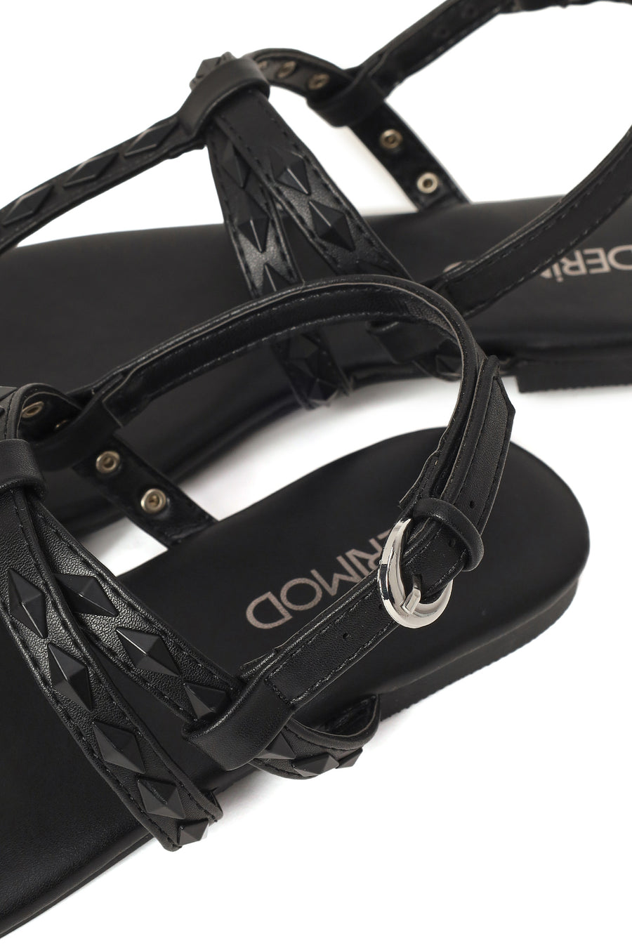 Woman Black Flip-Flop Sandals
