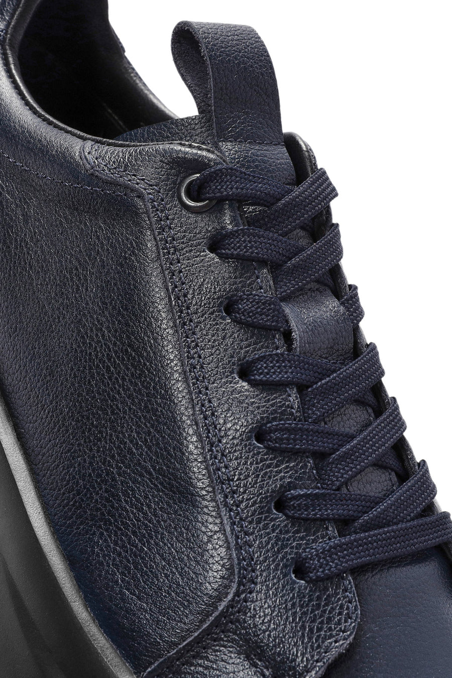 Men's Navy Blue Lace-Up Leather Sneaker
