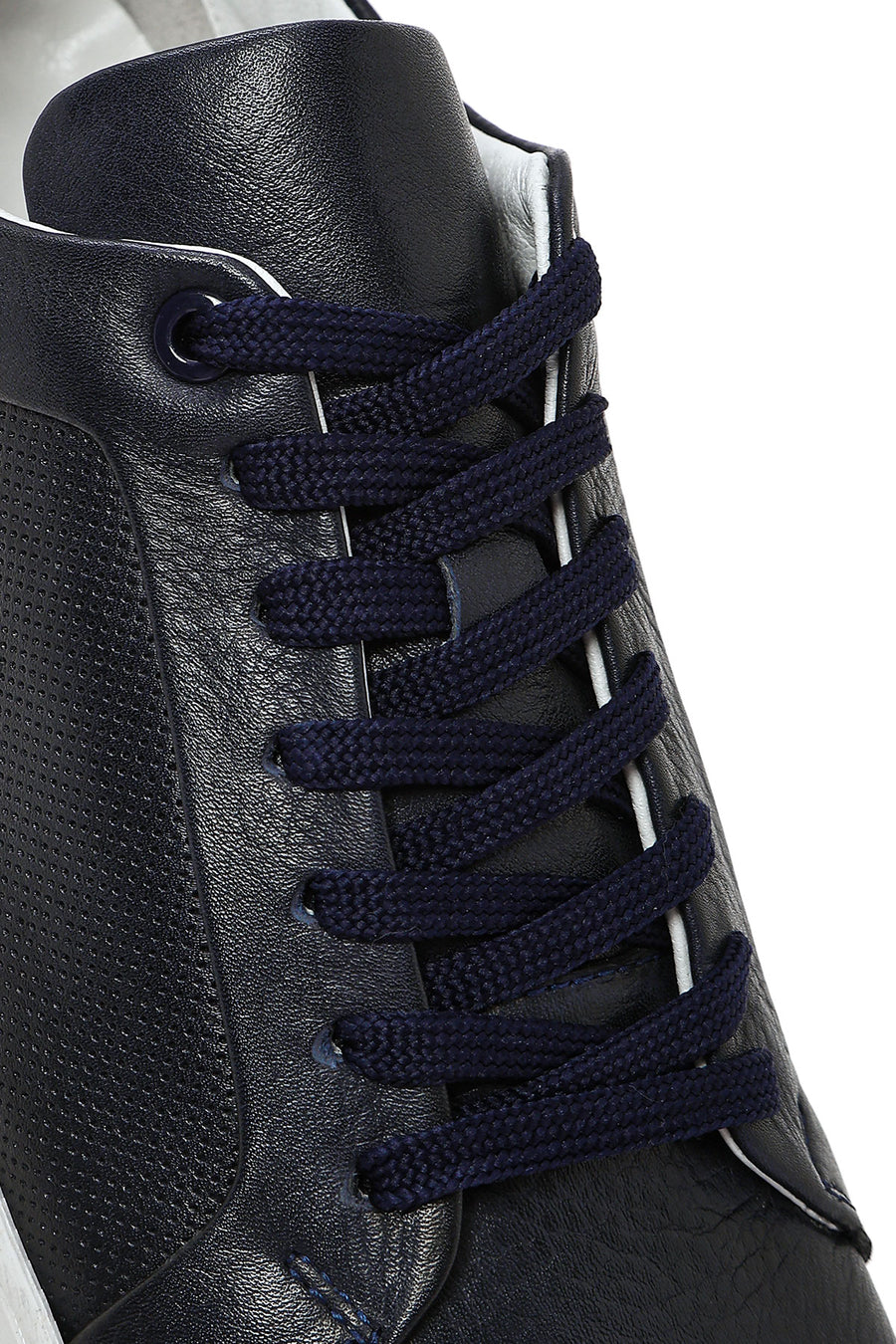 Erkek Lacivert Bağcıklı Deri Sneaker