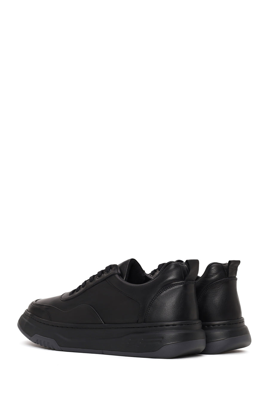 Male Black Lace-Up Thick-Soled Leather Sneaker