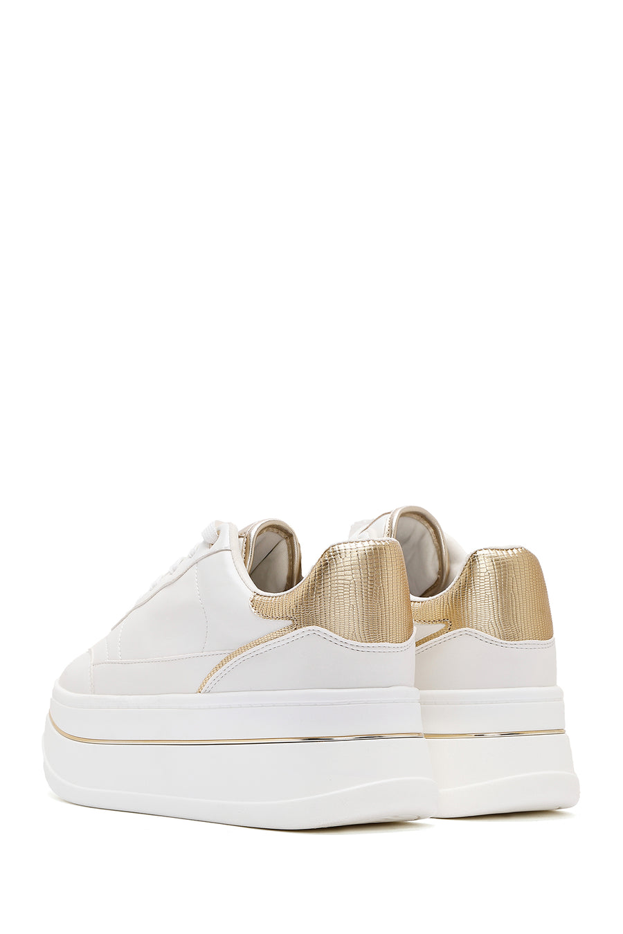 Kadın Beyaz Bağcıklı Kalın Tabanlı Sneaker