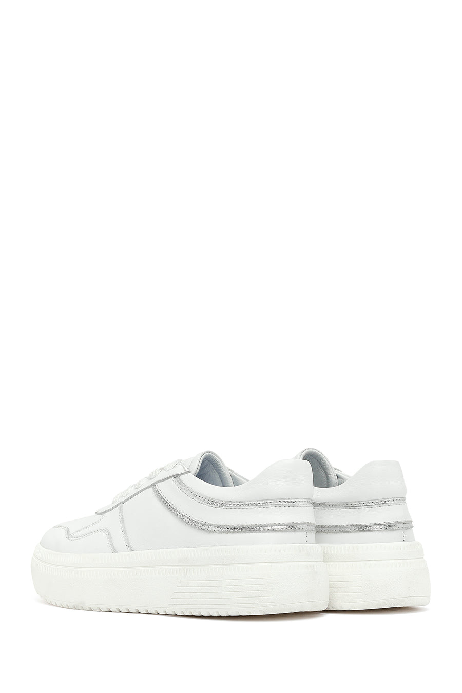 Kadın Beyaz Bağcıklı Kalın Tabanlı Deri Sneaker