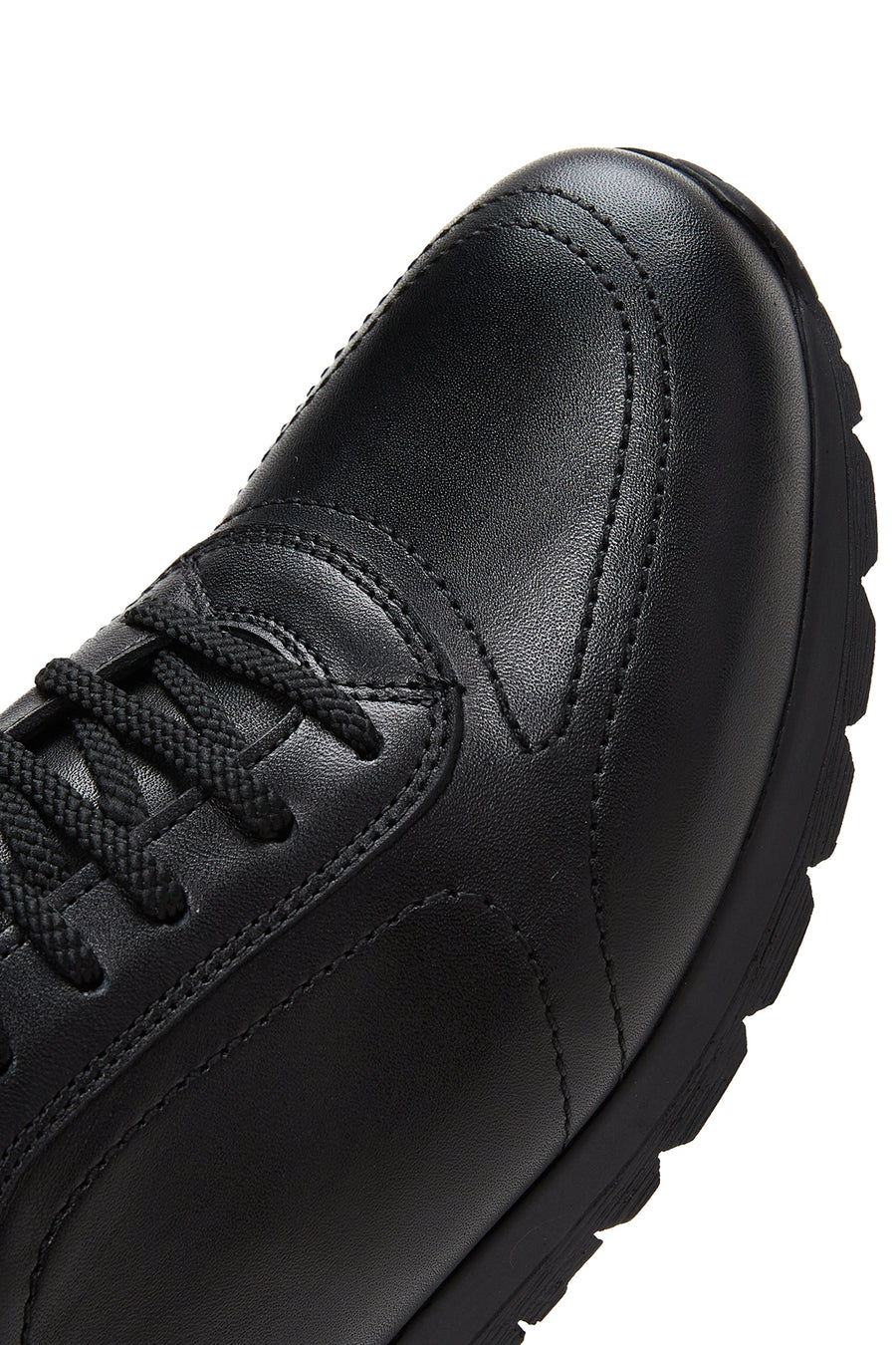 Men's Black Leather Casual Sneaker