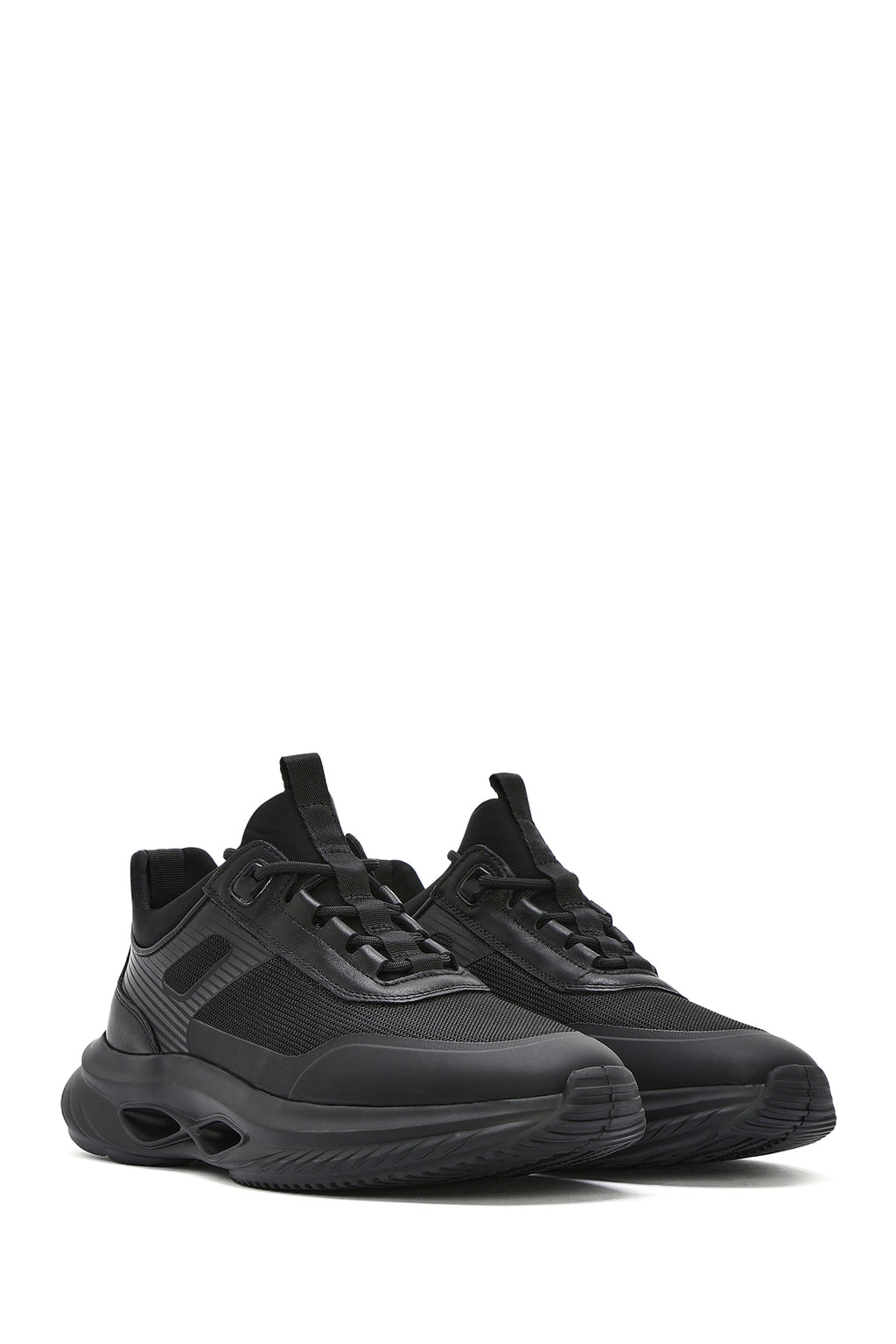 Erkek Siyah Kalın Tabanlı Bağcıklı Kumaş Sneaker