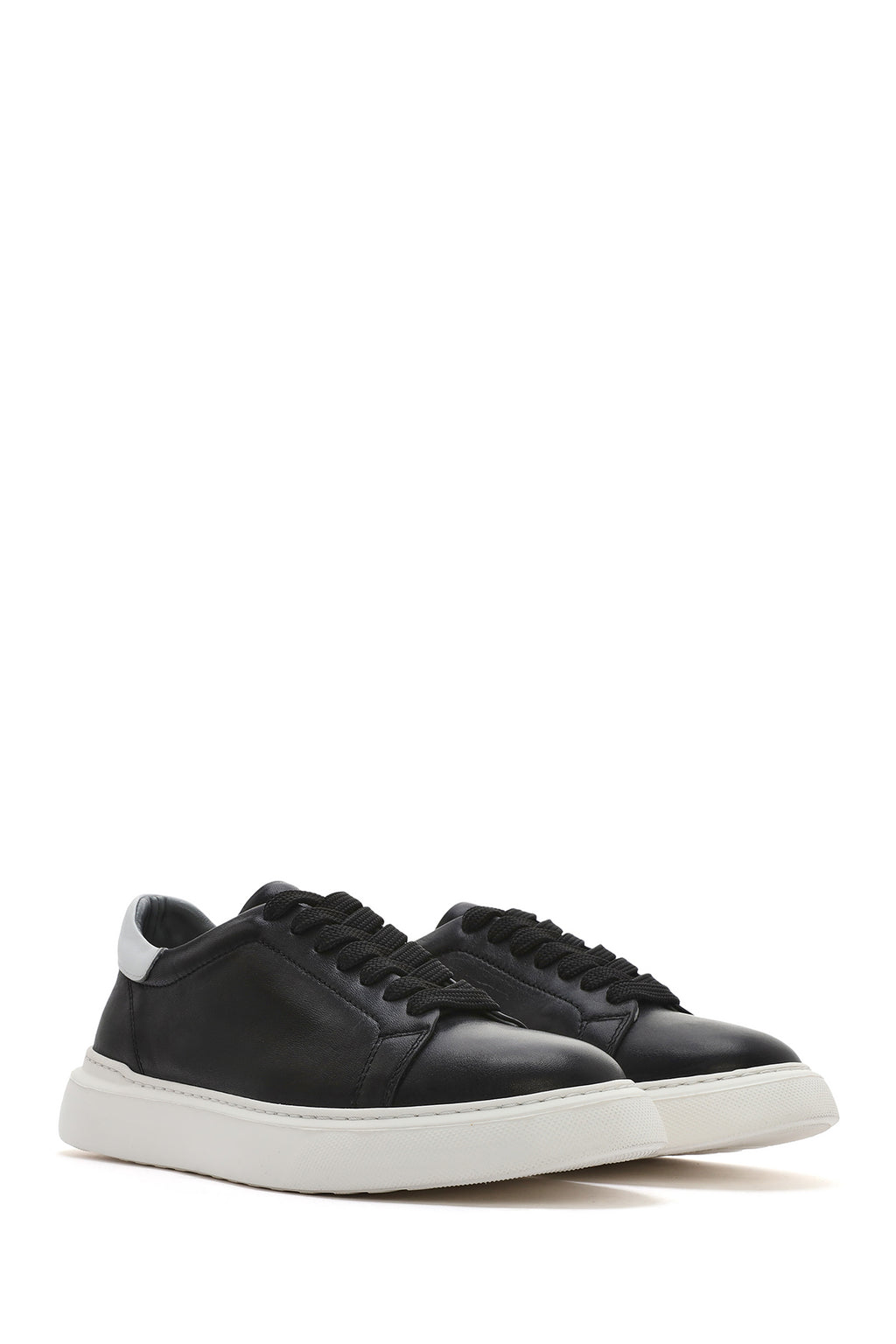 Erkek Siyah Bağcıklı Kalın Tabanlı Deri Sneaker