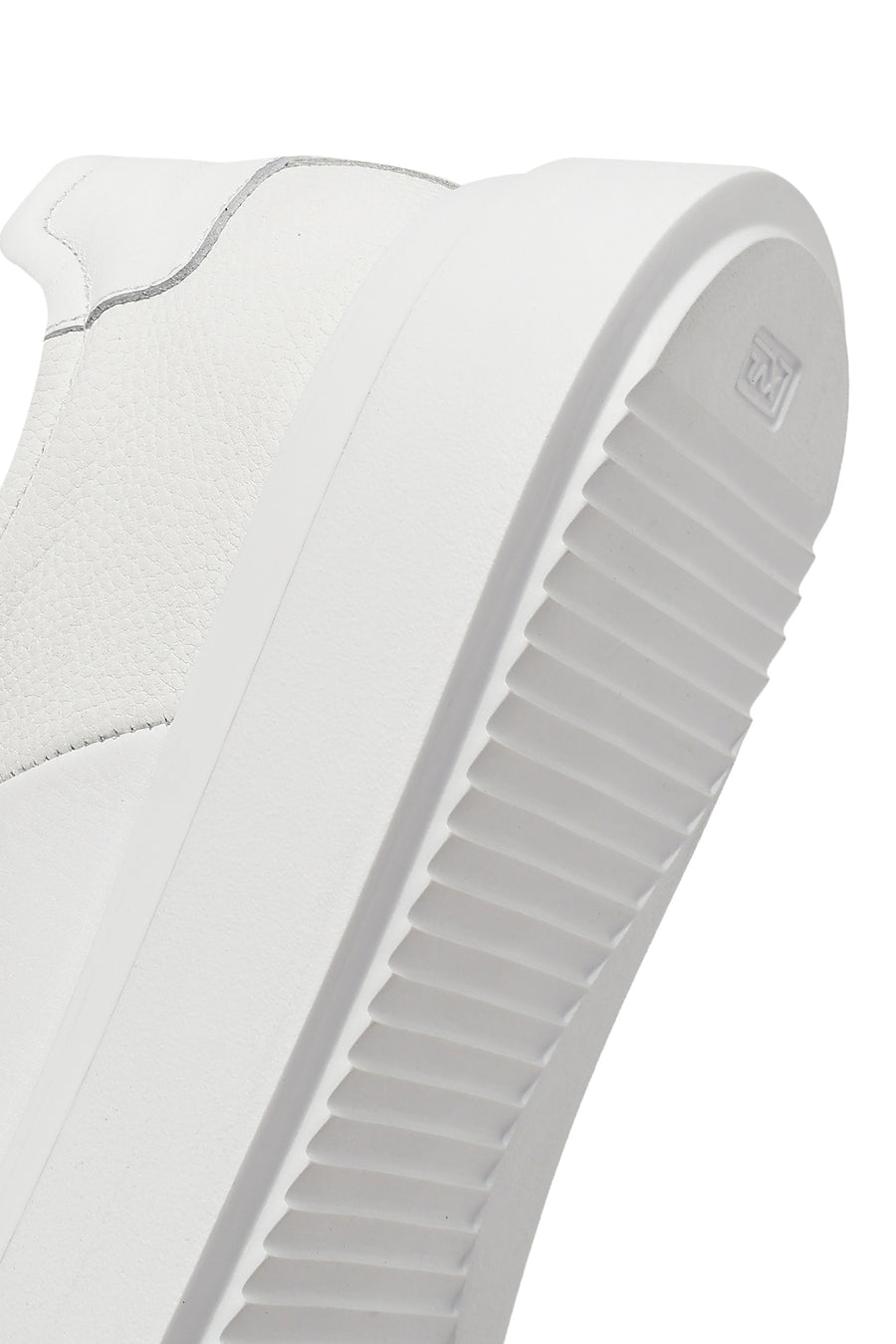 Erkek Beyaz Bağcıklı Kalın Tabanlı Deri Sneaker