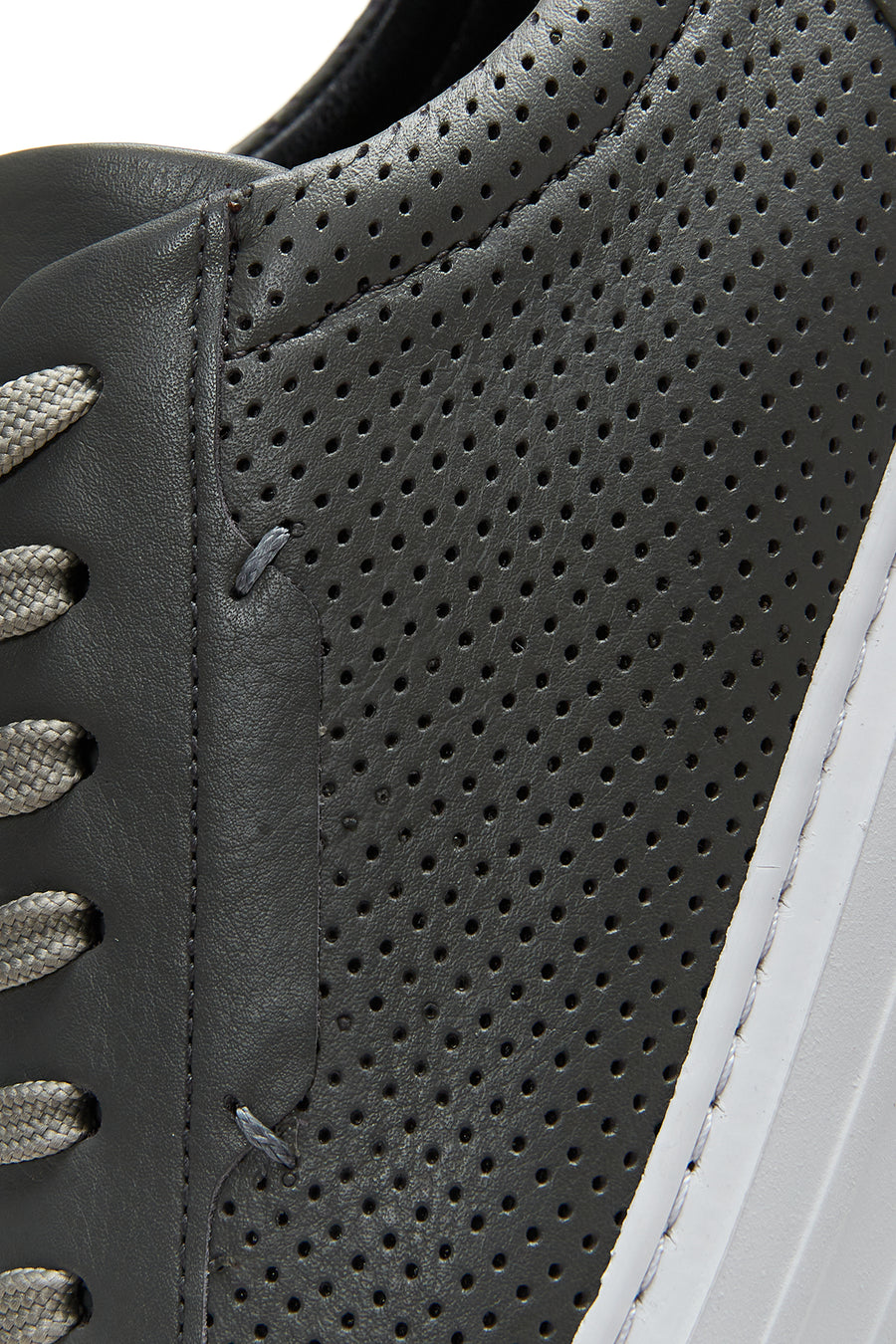 Erkek Deri Delikli Sneaker