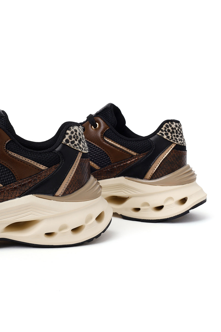 Woman Brown Lace-Up Chunky Sneaker