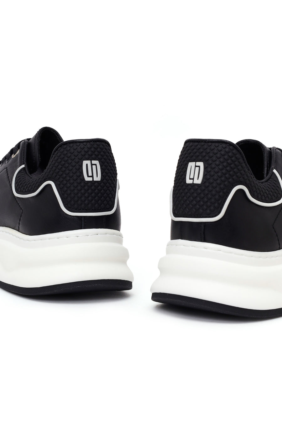 Men's Black Lace-up Thick-Sole Leather Sneaker