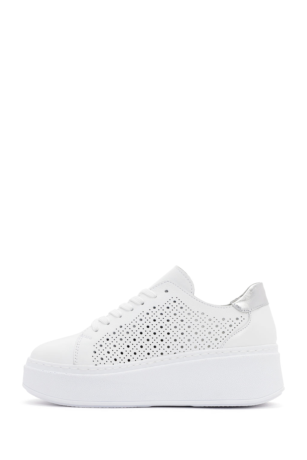 Kadın Beyaz Kalın Tabanlı Bağcıklı Deri Sneaker