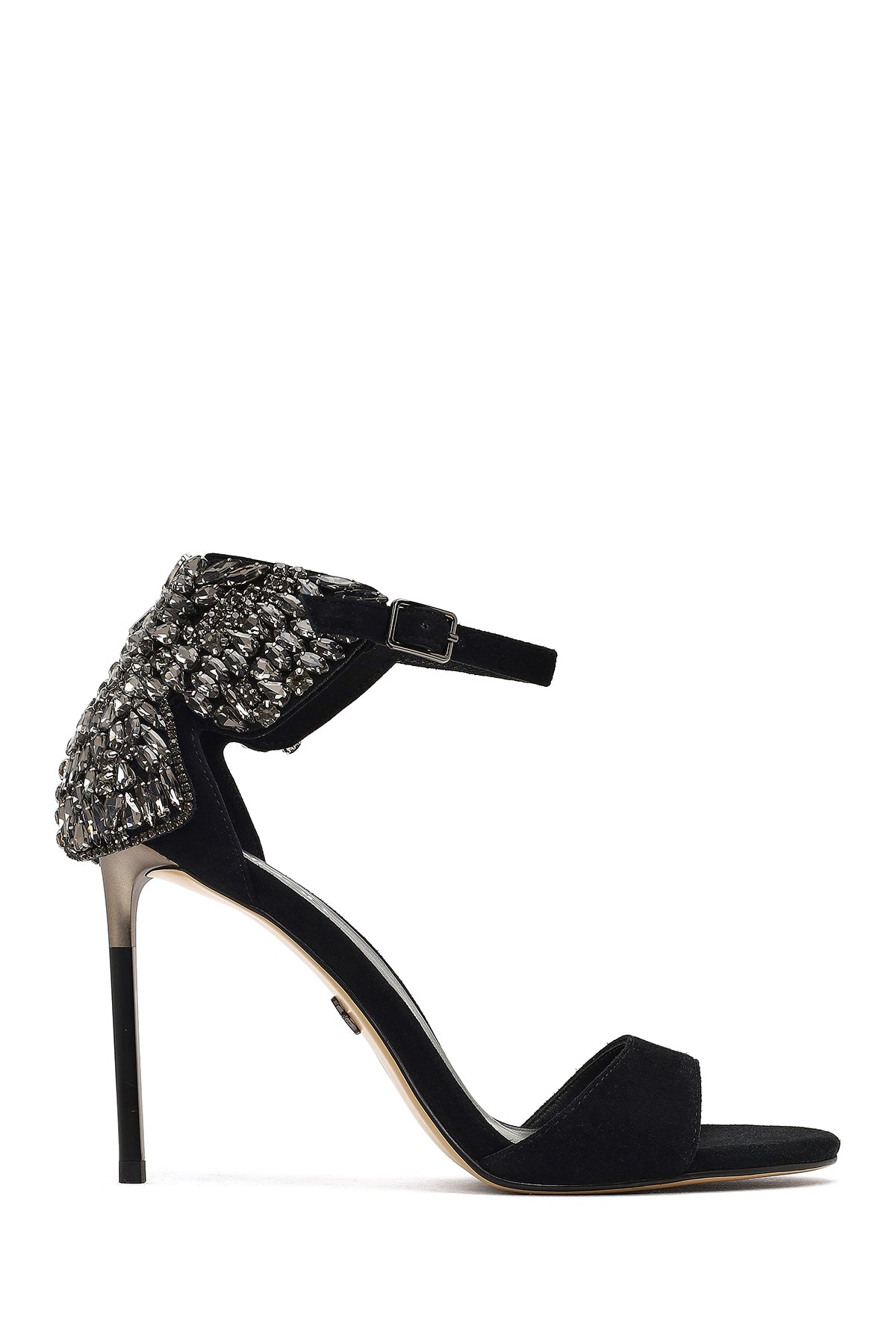 Complete the Look by Purchasing Together!