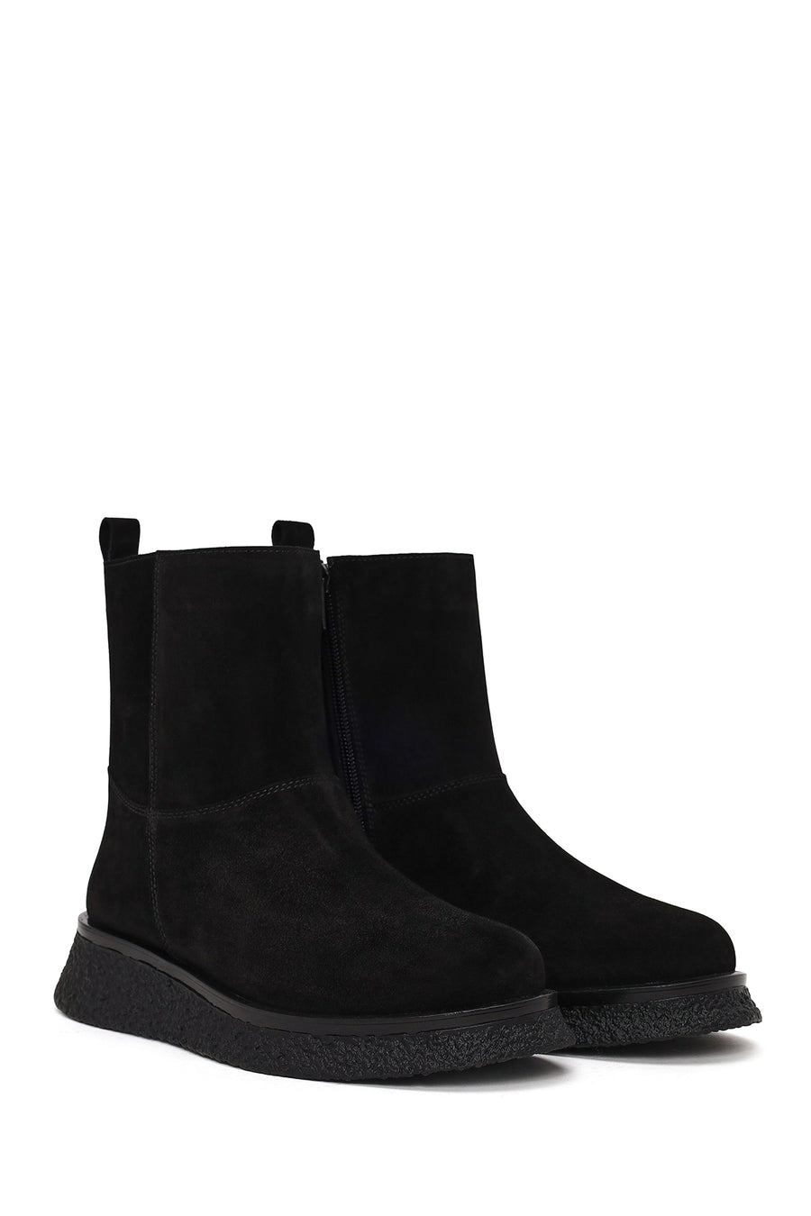 Woman Black Zip Closure Thick-Soled Suede Boots