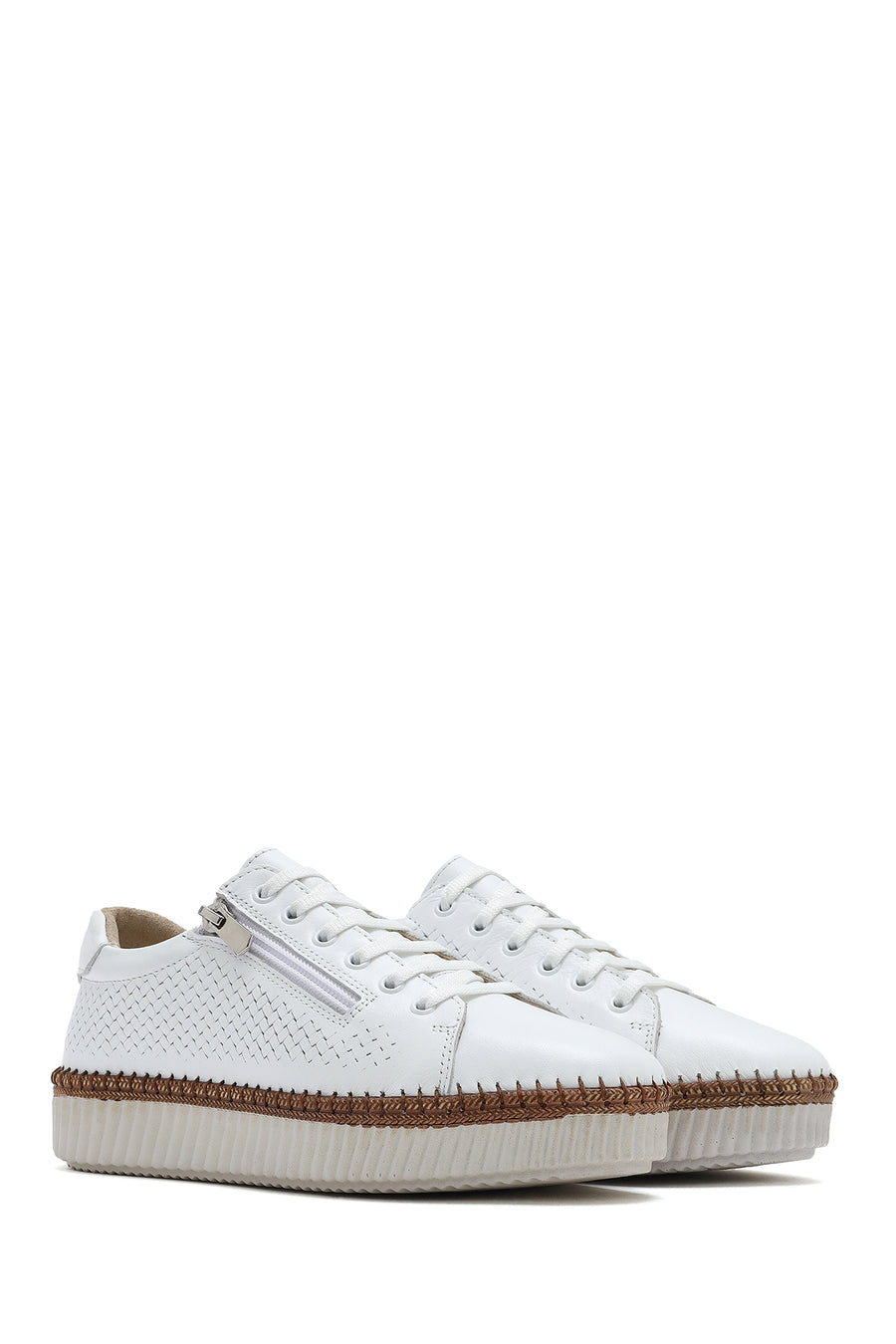 Woman White Lace-Up Leather Sneaker
