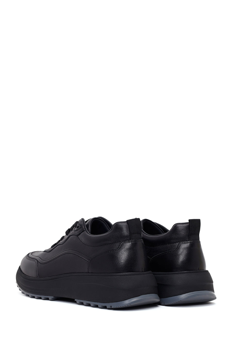 Male Black Lace-Up Thick-Soled Leather Casual Sneaker
