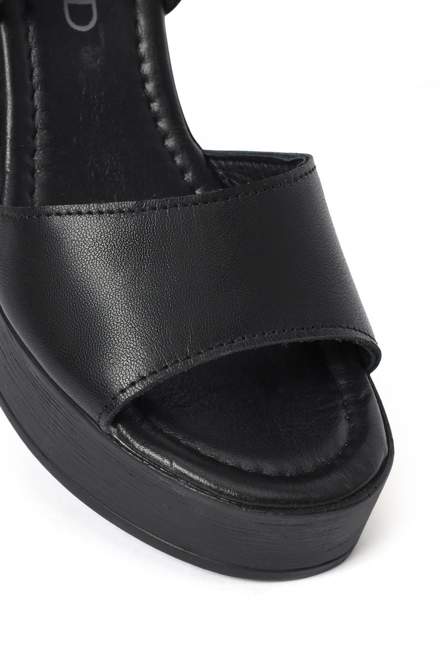 Woman Black Buckled Platform Block-Heel Leather Sandals