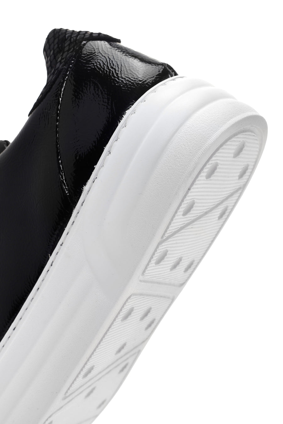 Kadın Siyah Rugan Kalın Tabanlı Sneaker