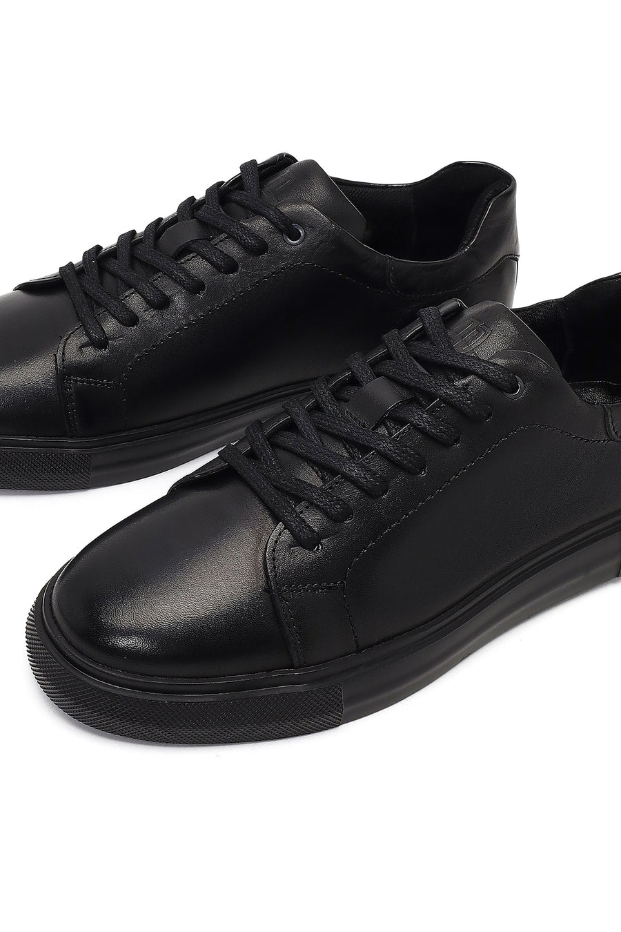 Erkek Siyah Bağcıklı Deri Sneaker