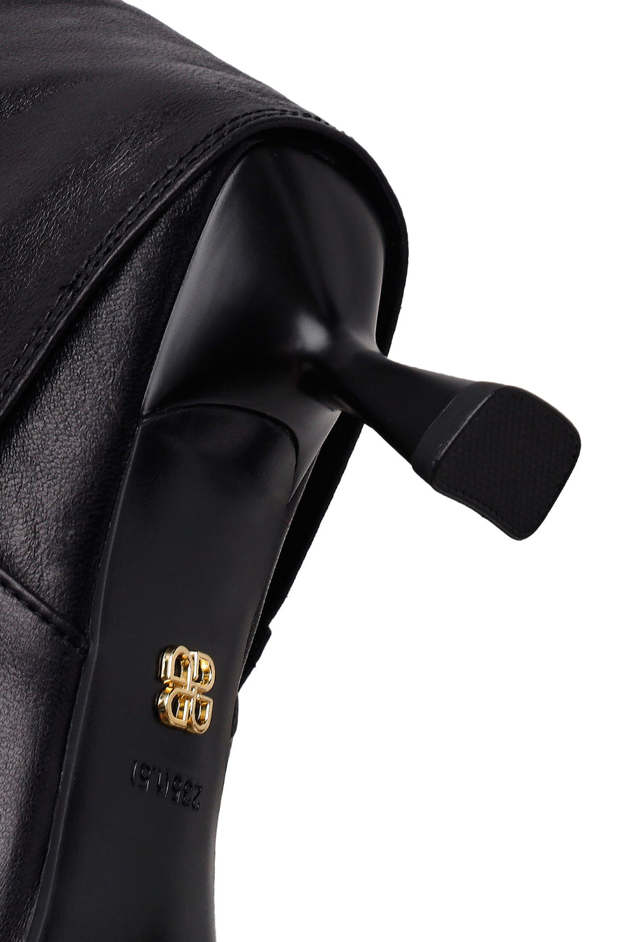 Woman Black Heeled Leather Boots