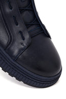 Erkek Lacivert Bağcıklı Deri Sneaker | Derimod