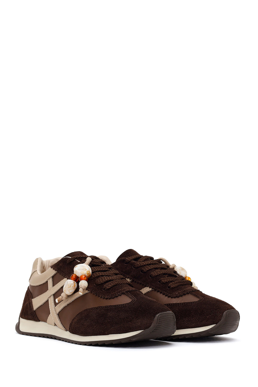 Kadın Kahverengi Bağcıklı Charmlı Deri Sneaker