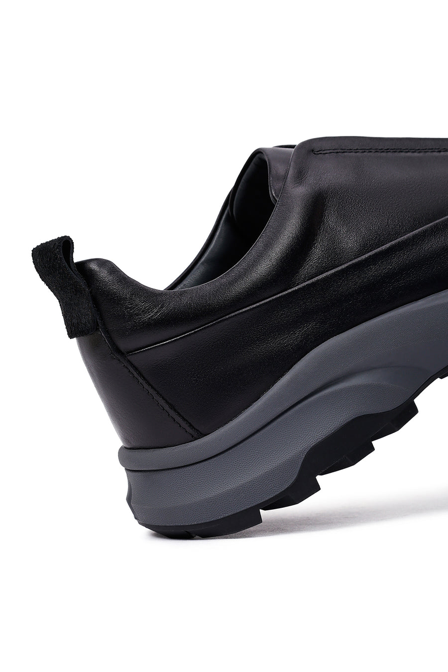 Men's Black Thick Sole Leather Casual Sneakers