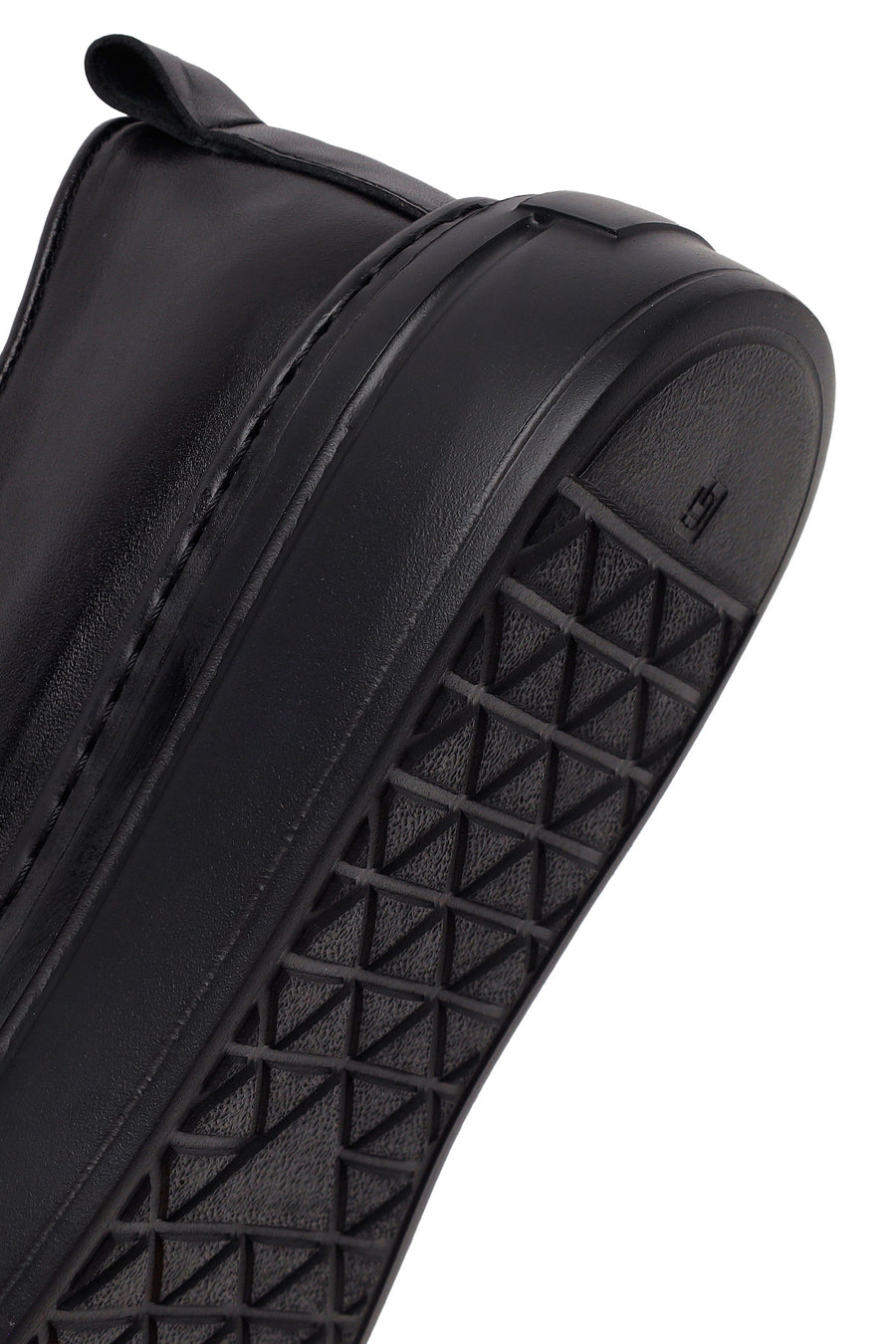 Male Black Lace-Up Thick-Soled Leather Sneaker