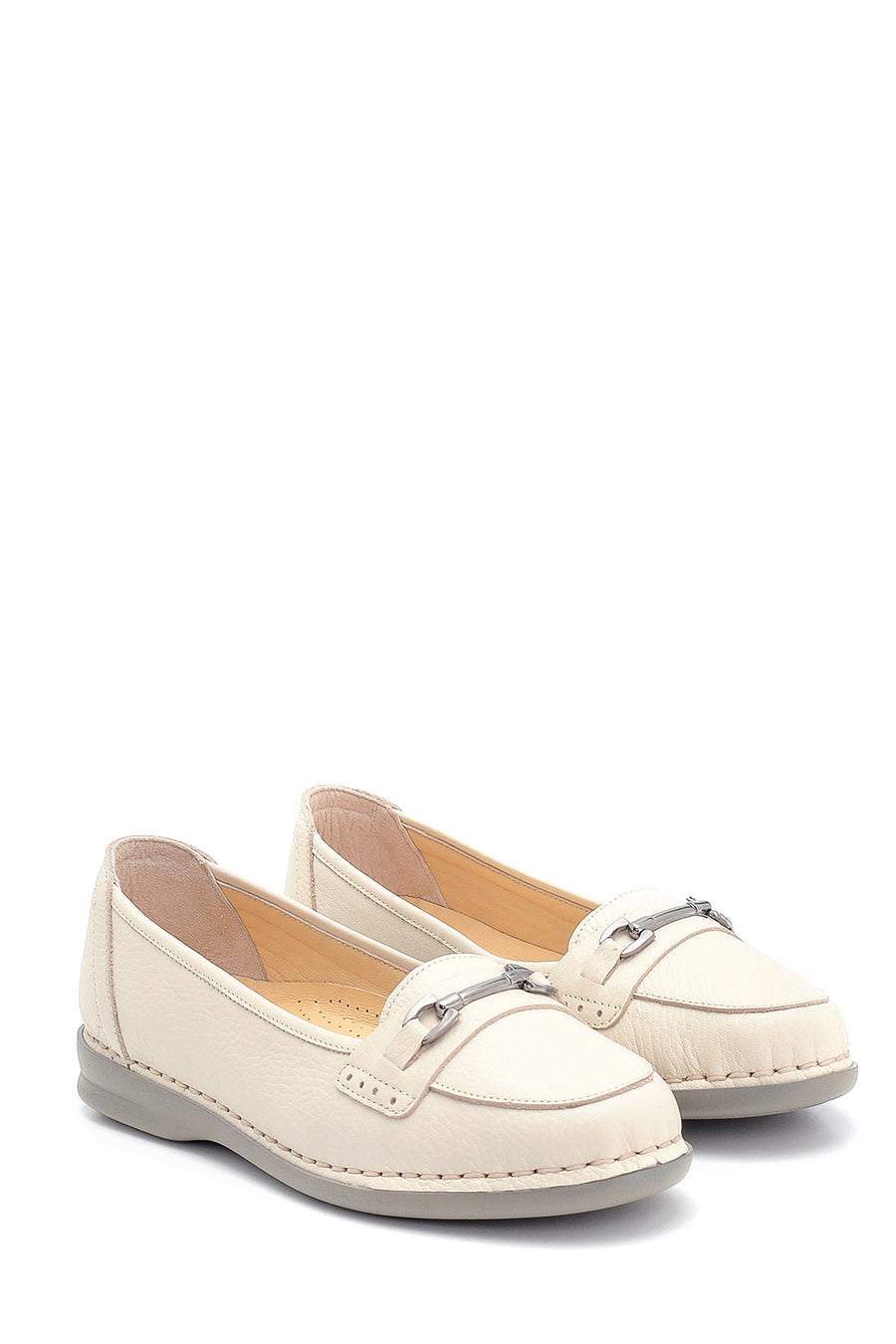 Kadın Toka Detaylı Loafer