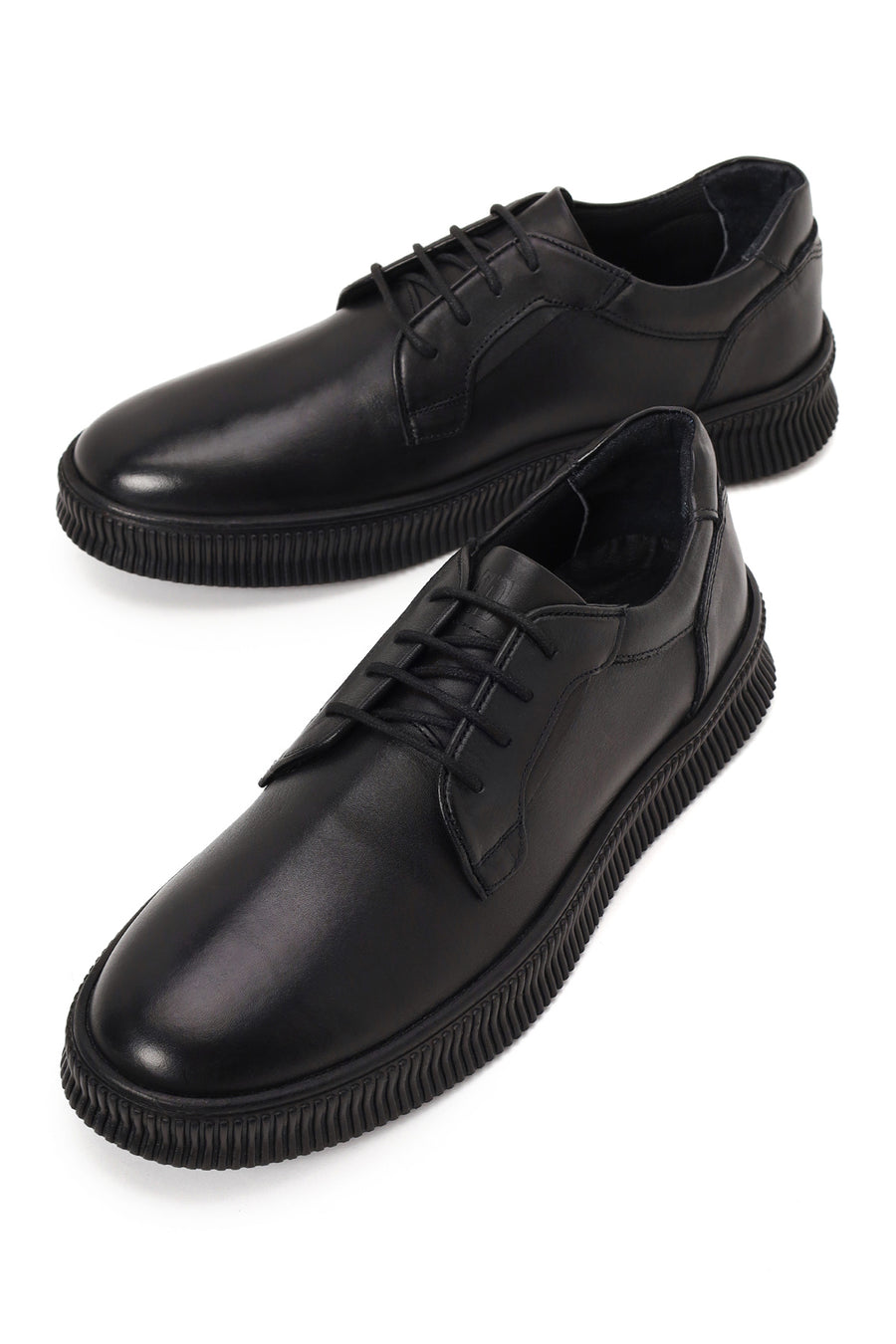 Erkek Siyah Bağcıklı Deri Sneaker