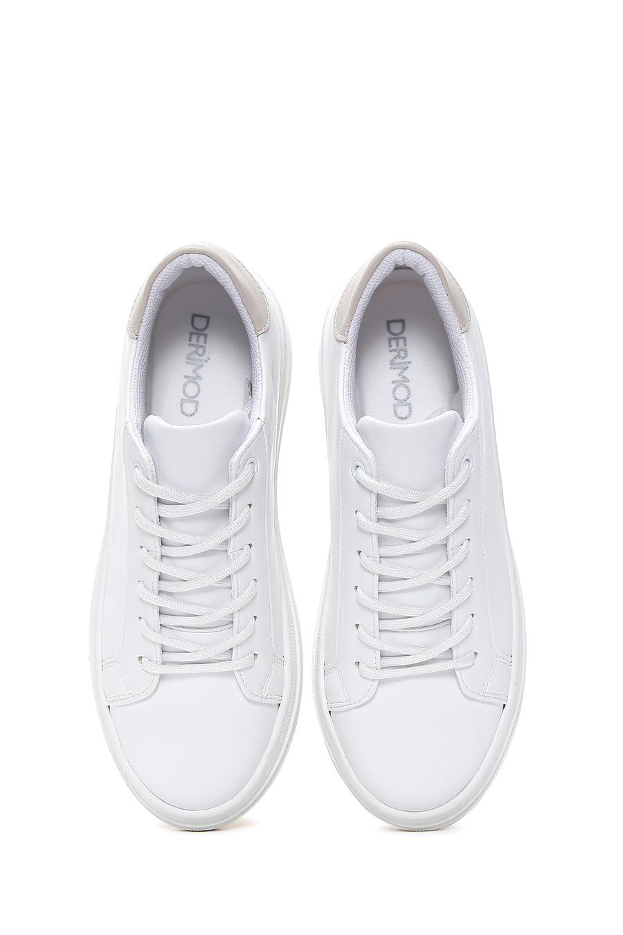 Kadın Beyaz Bağcıklı Sneaker