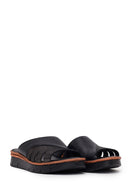 Woman Black Leather Comfort Slipper | Derimod