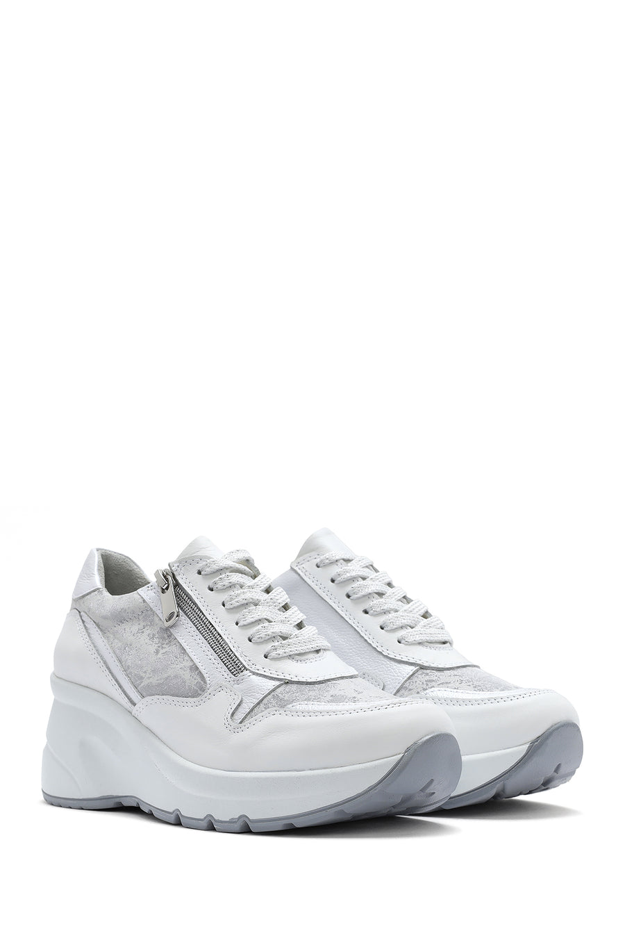 Kadın Beyaz Dolgu Topuklu Bağcıklı Deri Sneaker
