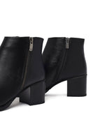 Woman Black Zip Closure Chunky-Heeled Boots | Derimod