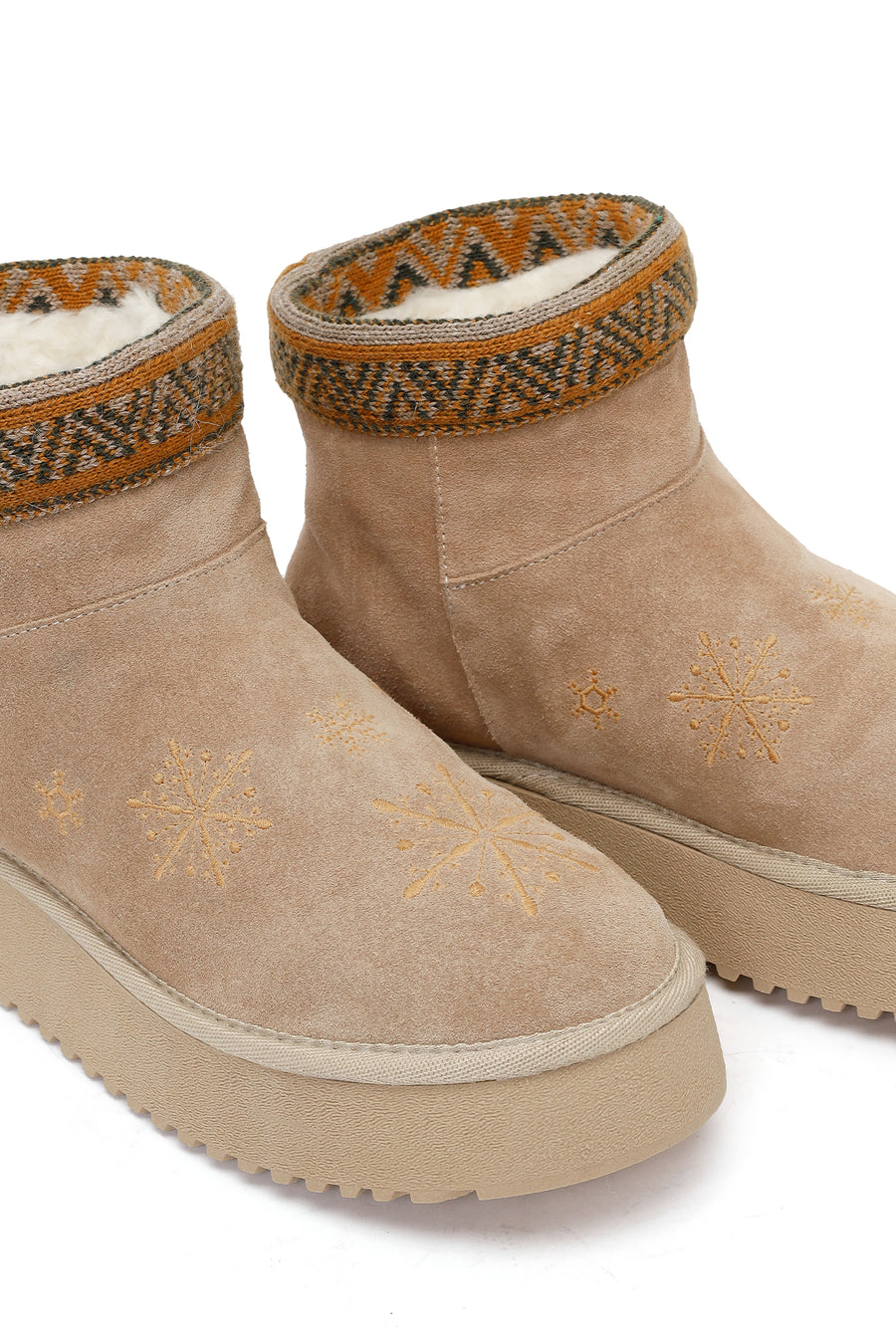 Woman Beige Patterned Suede Teddy Boots