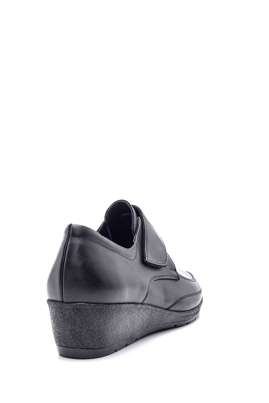 Women's Strappy Leather Shoes