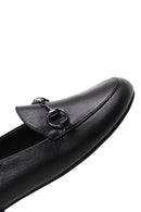 Kadın Siyah Tokalı Deri Maskülen Loafer | Derimod