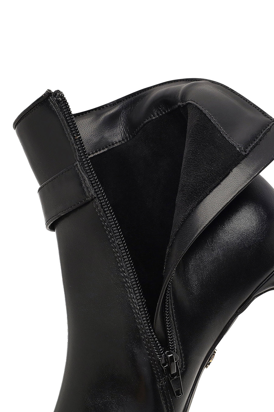Women's Black Zippered Thin Heeled Boots
