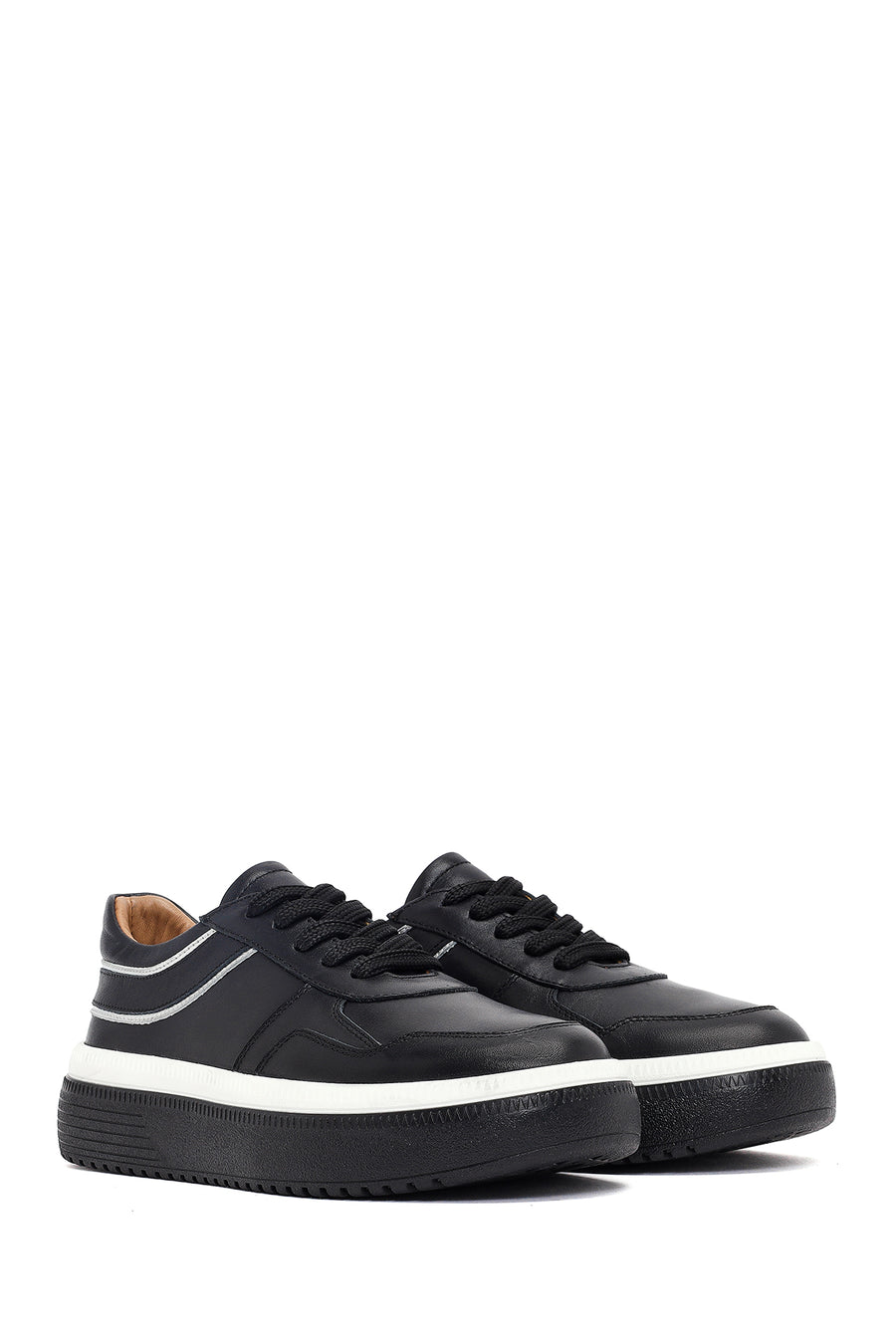 Women's Black Lace-Up Thick-Soled Leather Sneaker