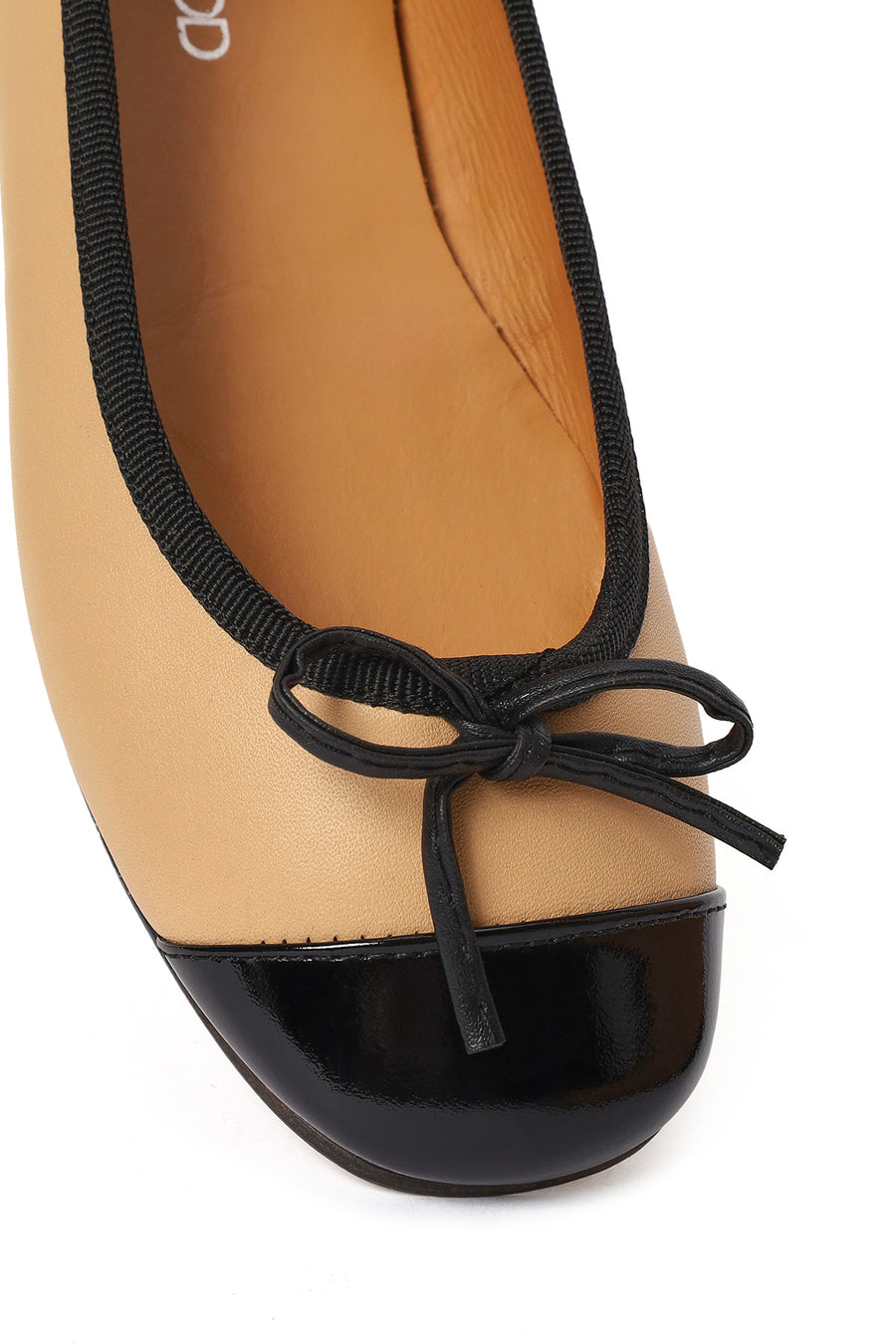 Women's Beige Leather Ballerinas