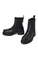 Woman Black Thick-Soled Leather Chelsea Boots | Derimod