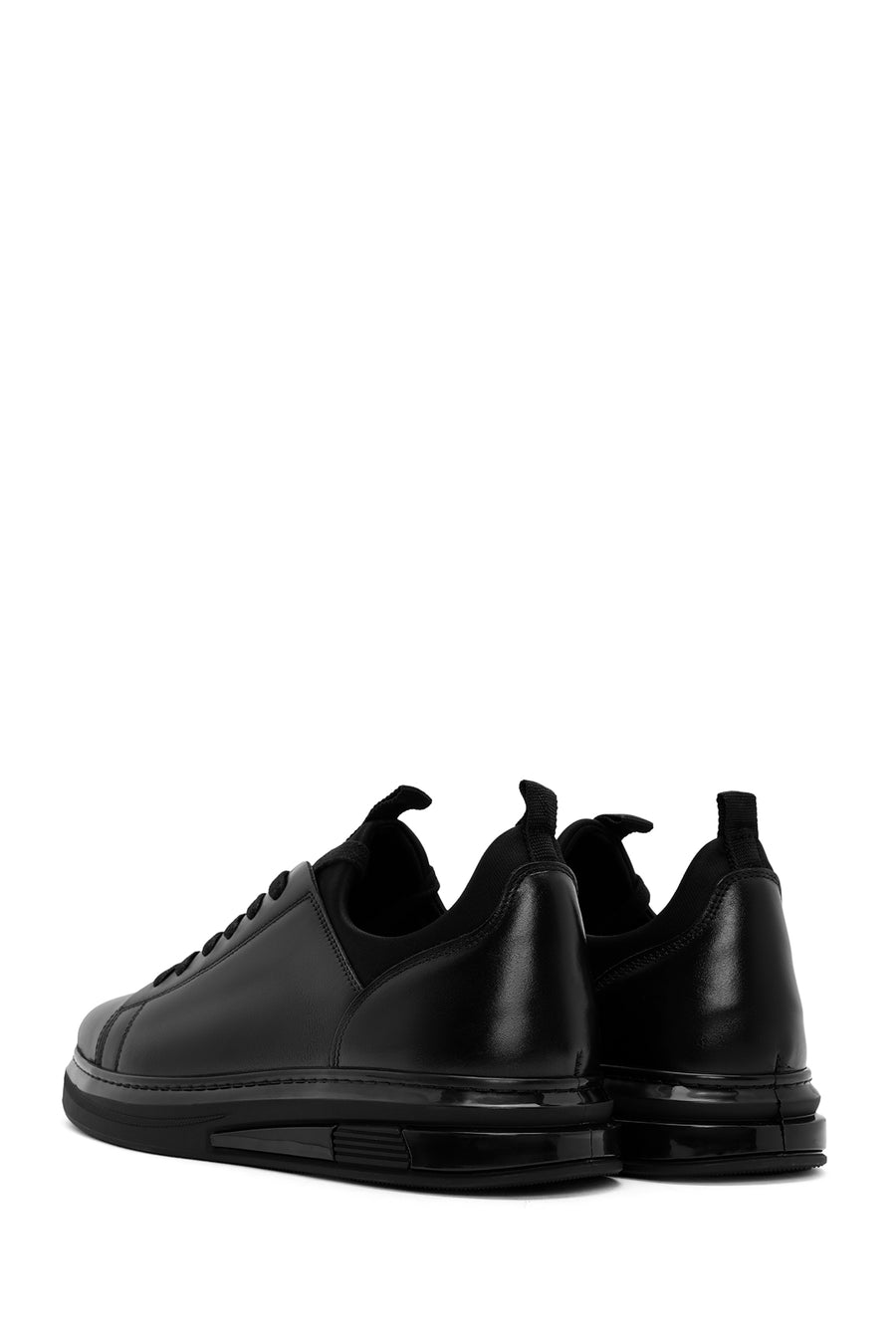 Men's Black Lace-up Leather Sneaker