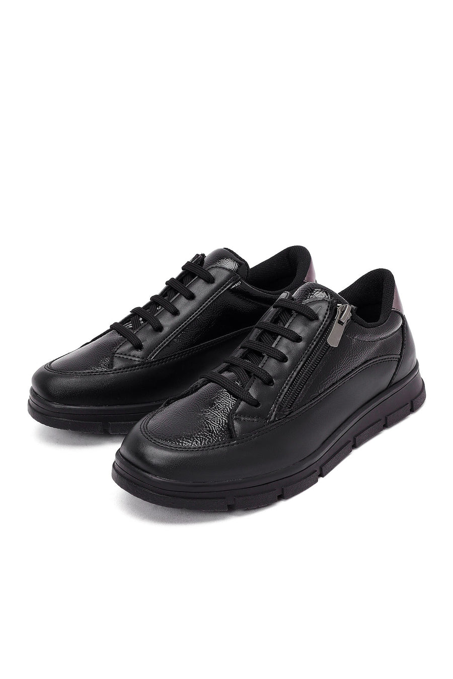 Kadın Siyah Bağcıklı Sneaker