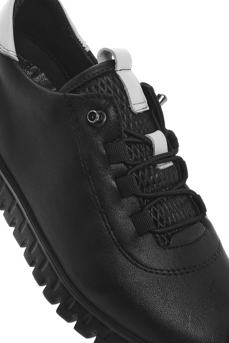 Kadın Siyah Bağcıklı Deri Sneaker