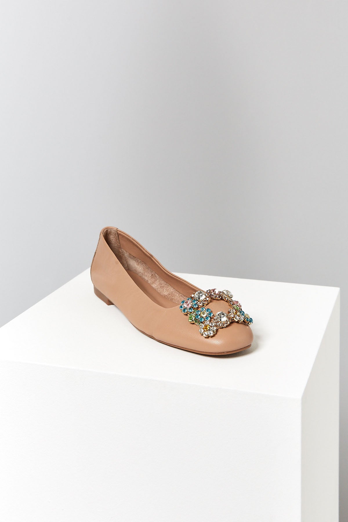 Complete the Look by Purchasing Together!