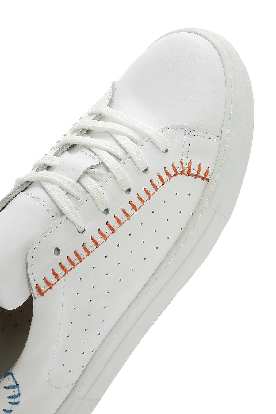 Kadın Beyaz Bağcıklı Deri Sneaker